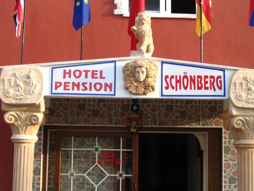 Hotel Schoenberg Kızılot Exterior foto