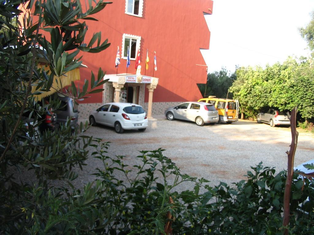 Hotel Schoenberg Kızılot Exterior foto