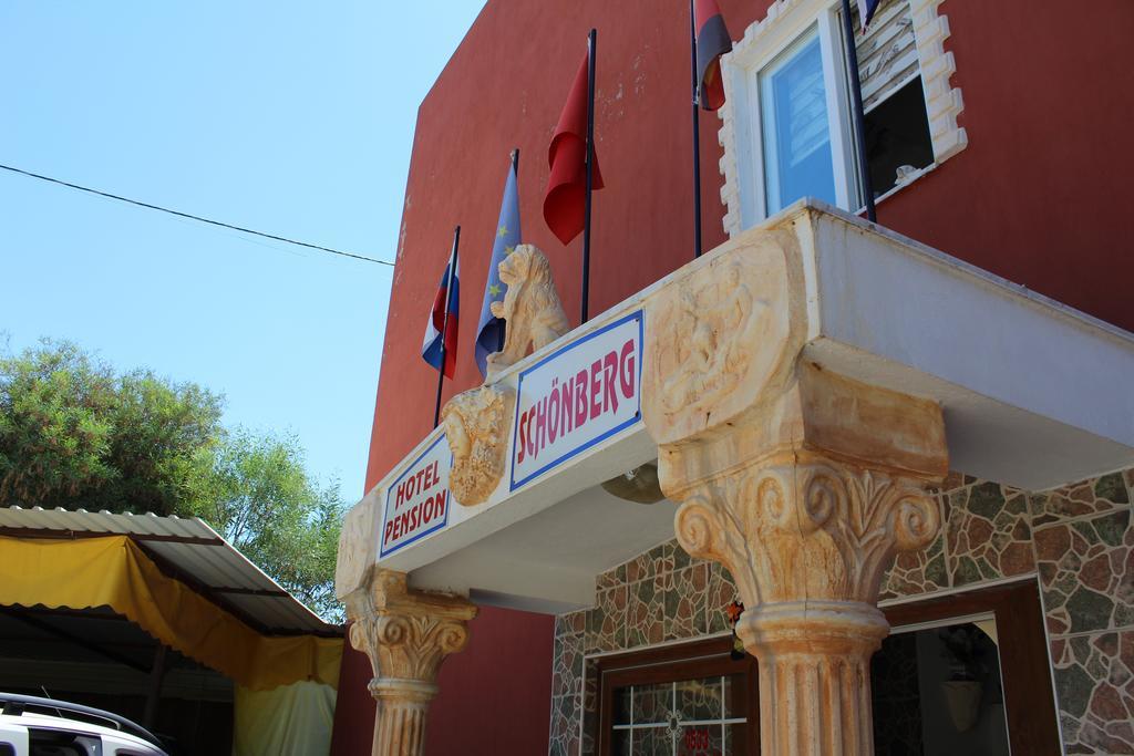 Hotel Schoenberg Kızılot Exterior foto